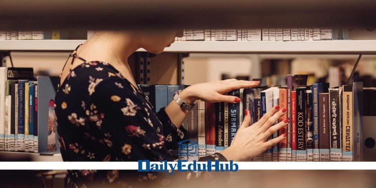 How to Balance Academic Life with Social Life at University